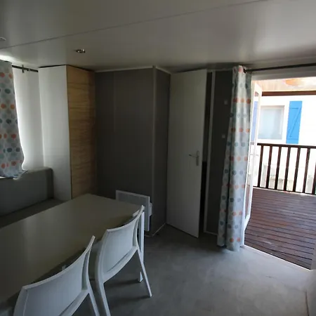 Land's Hause Par La Conciergerie Francaise Emplacement E27 Apartment Pataias